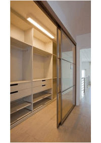 Линейная гардеробная комната с дверями купе Камышин